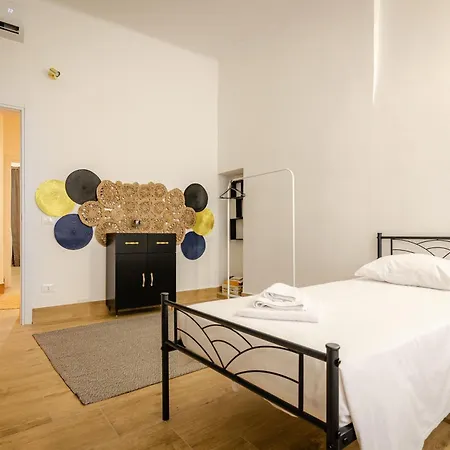Dimora Indipendenza Apartment